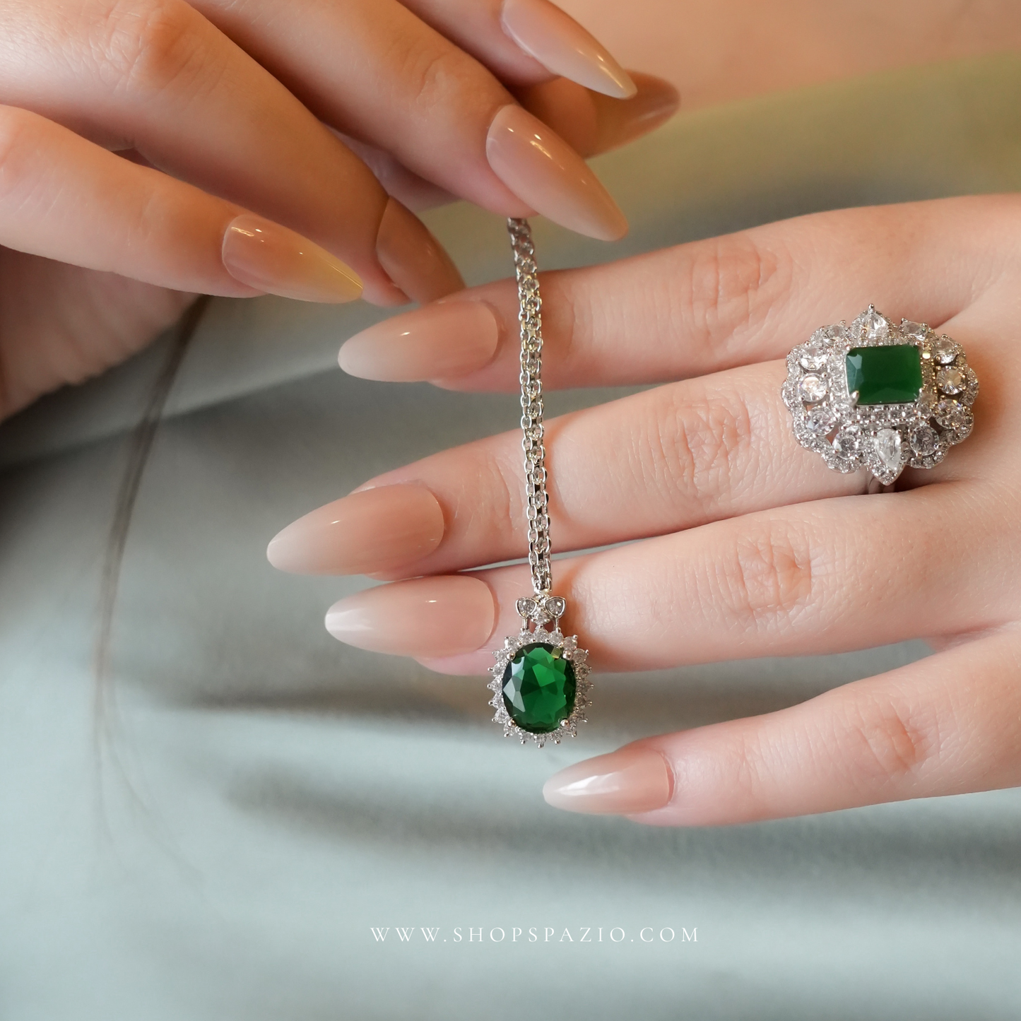 Emerald Square Drop Set