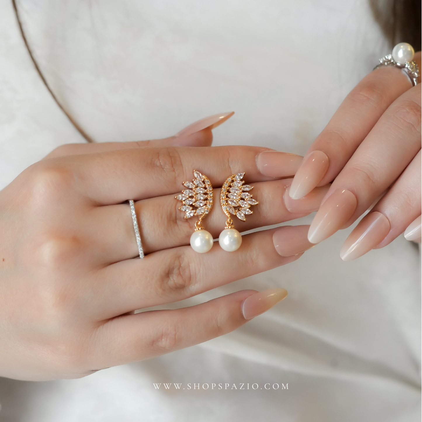 Golden Leaf Pearl Drops