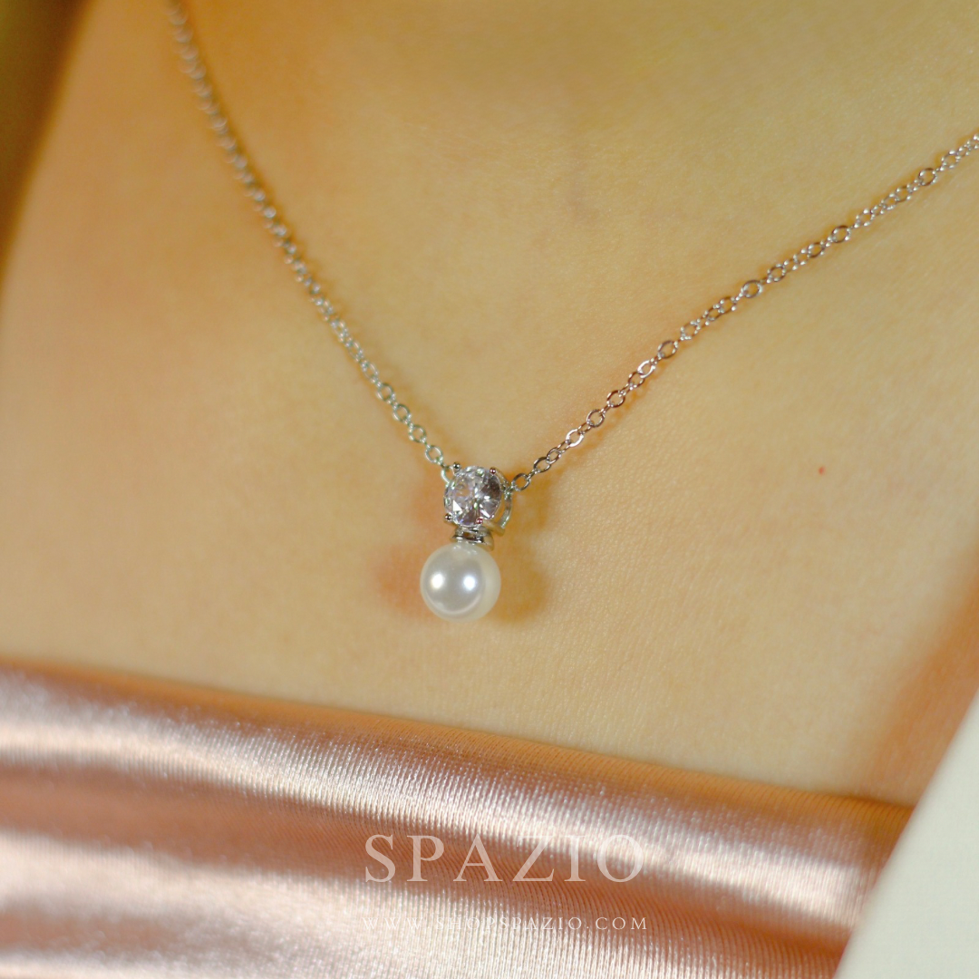 Luna Pendant