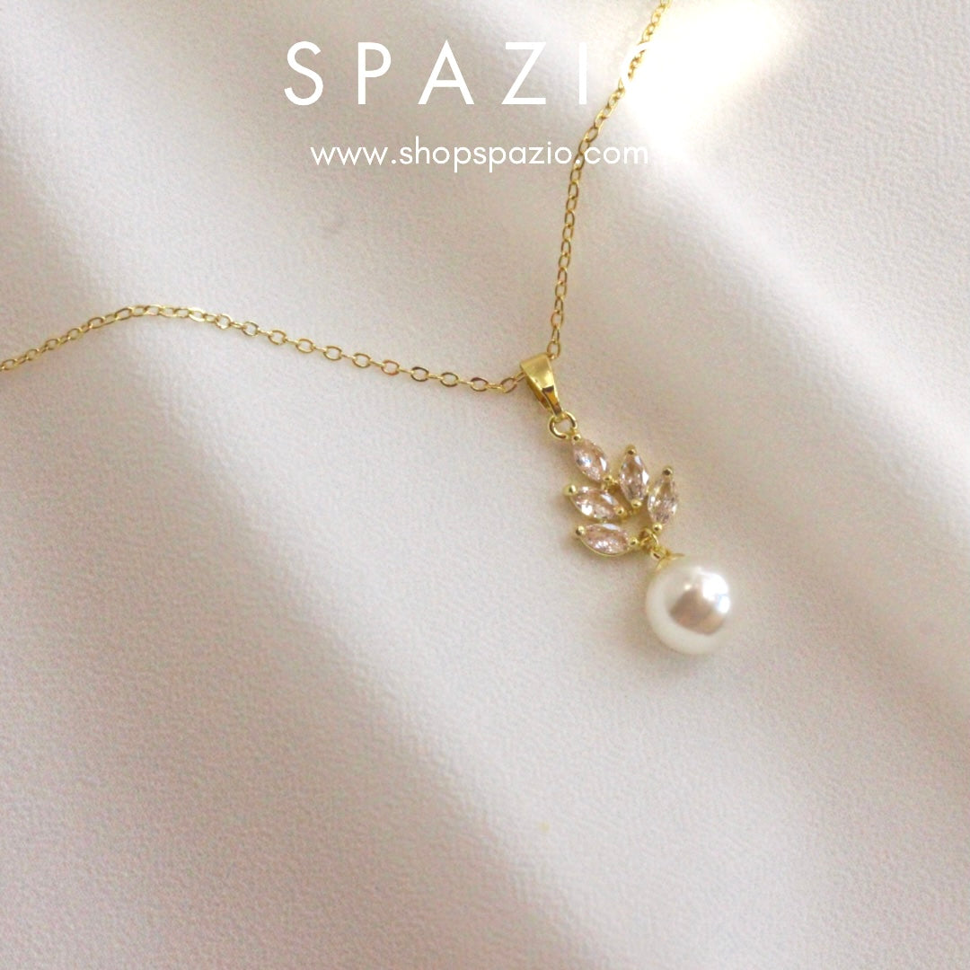 Aurora Pearl Necklace