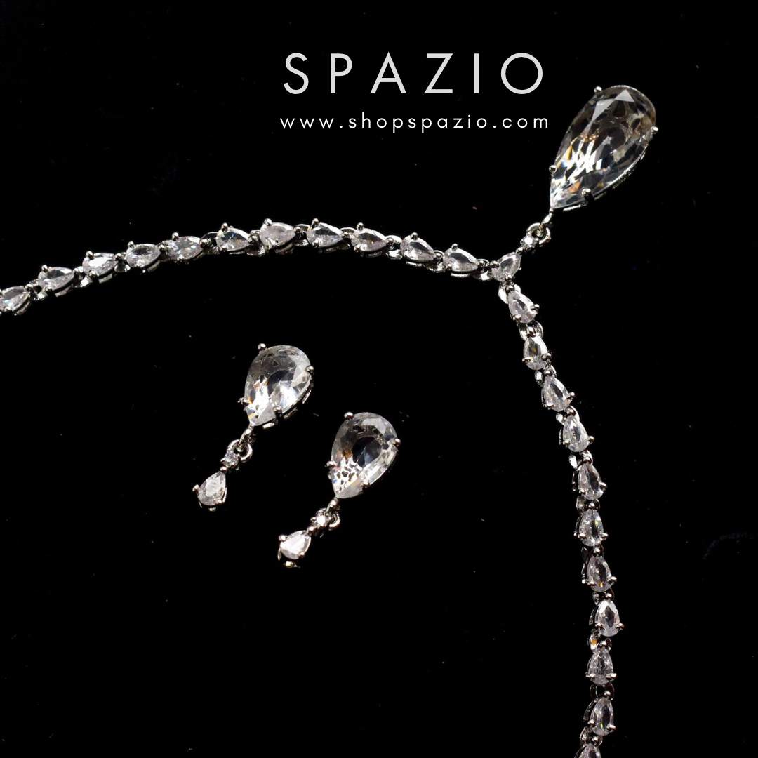 Minimal Silver Zircon Necklace Set