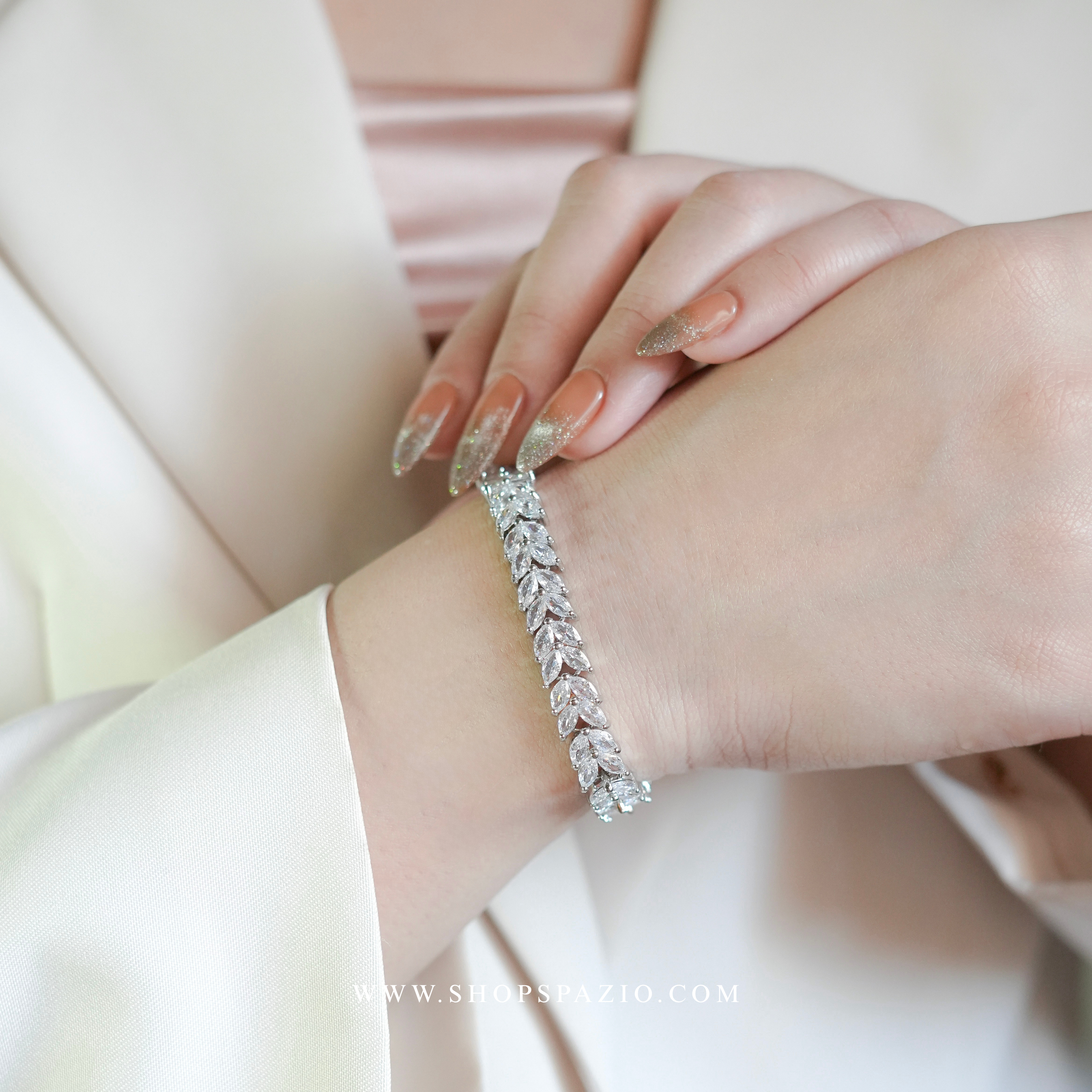 Frosted Leaf Bracelet