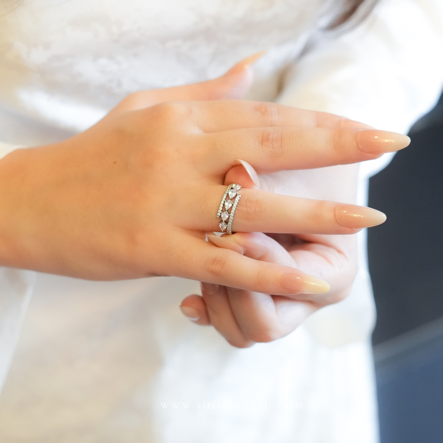 Twinline Grace Ring
