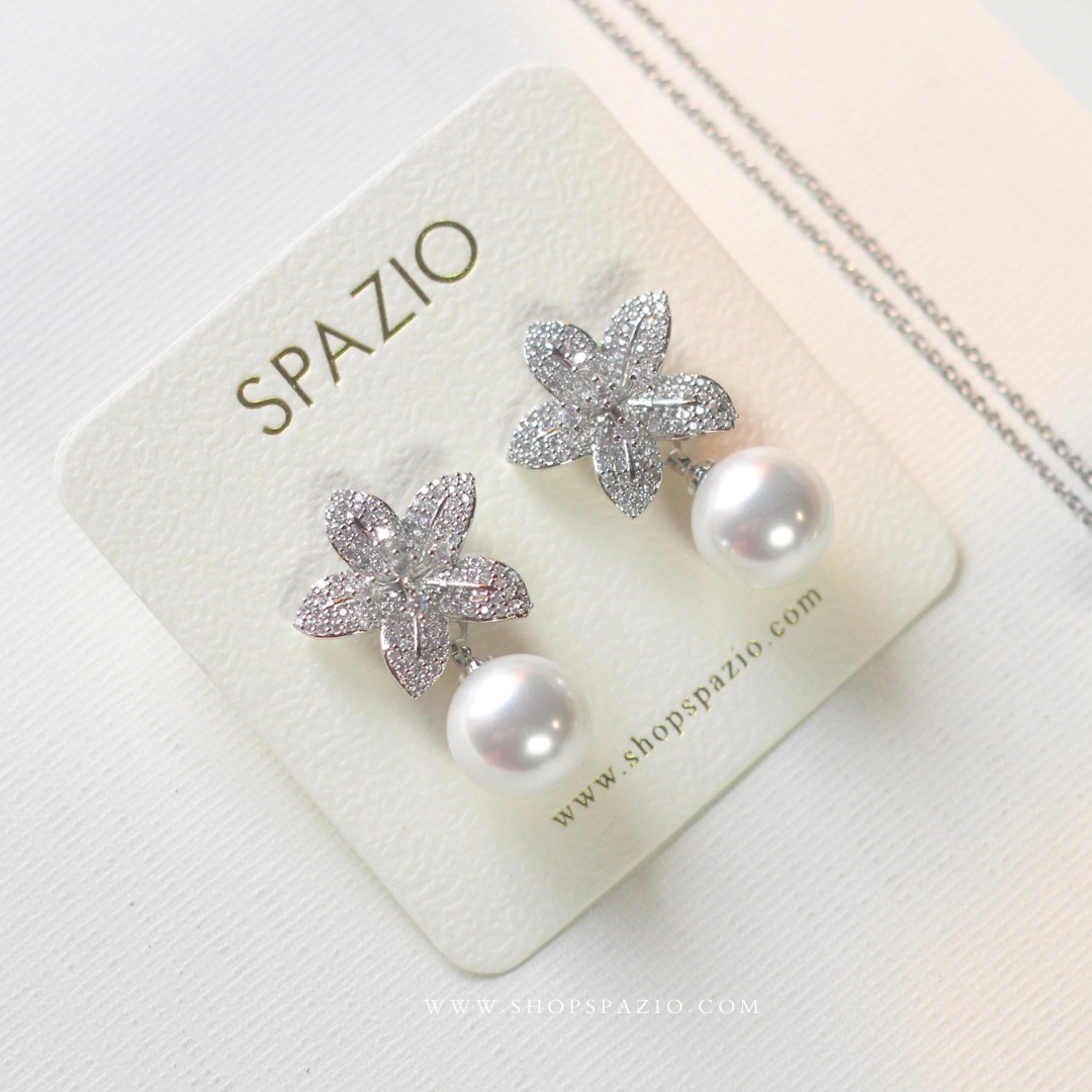 Moonbloom Pearl Set