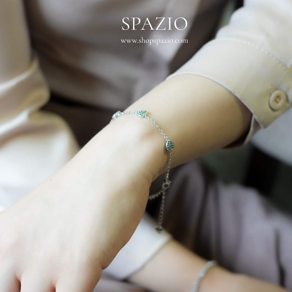 Minimal Heart Bracelet