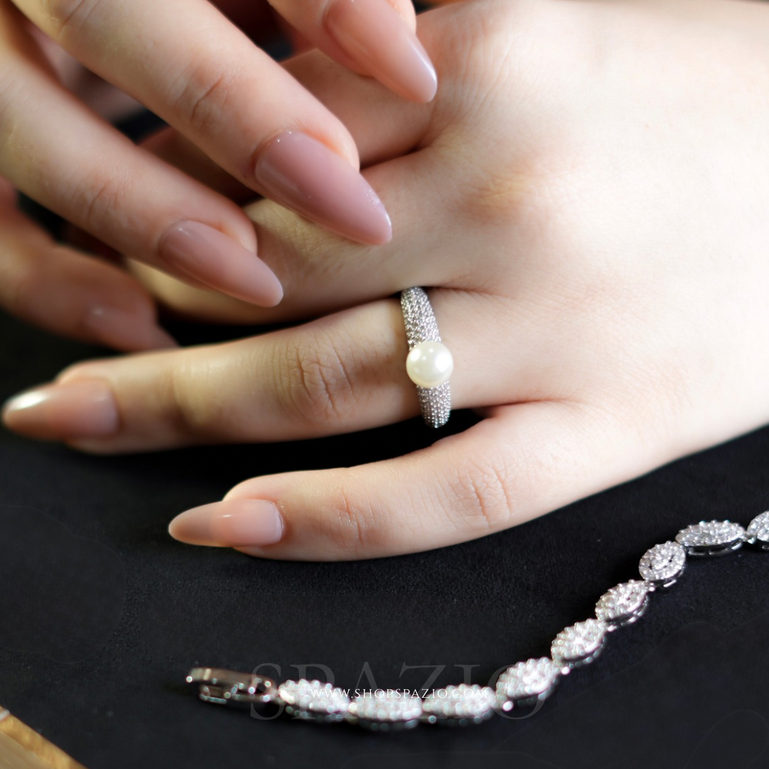 Pearl Étoile Ring - Adjustable