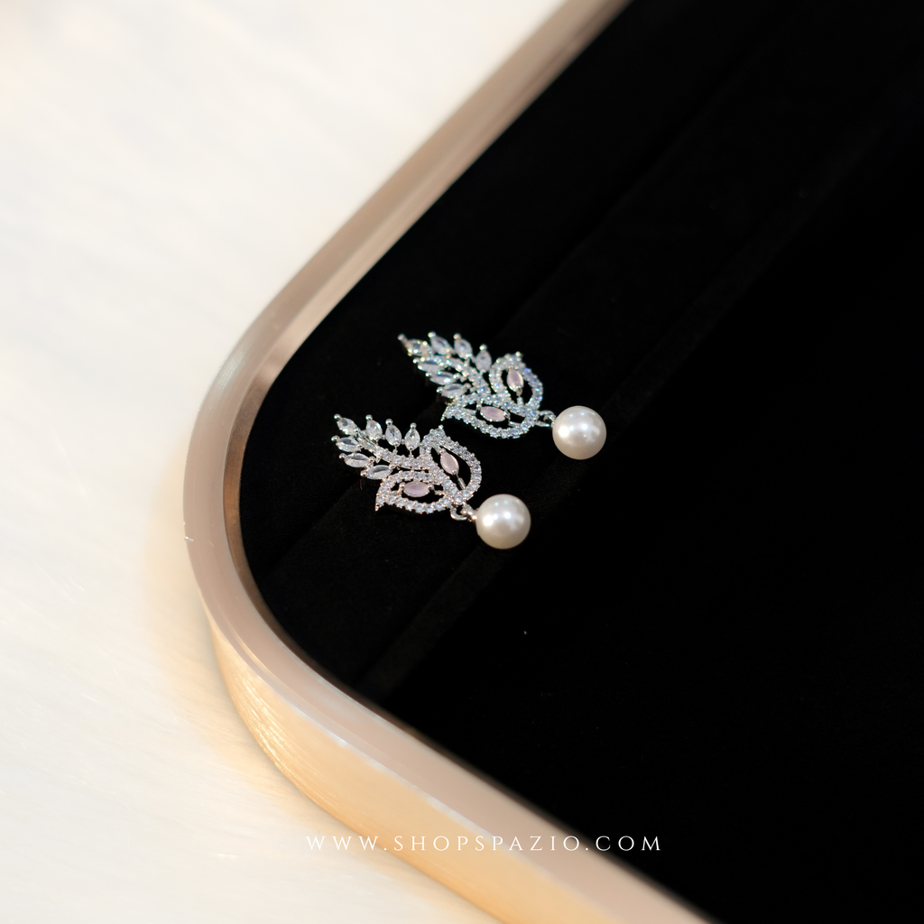 Petal Grace Pearl Earrings - Pink