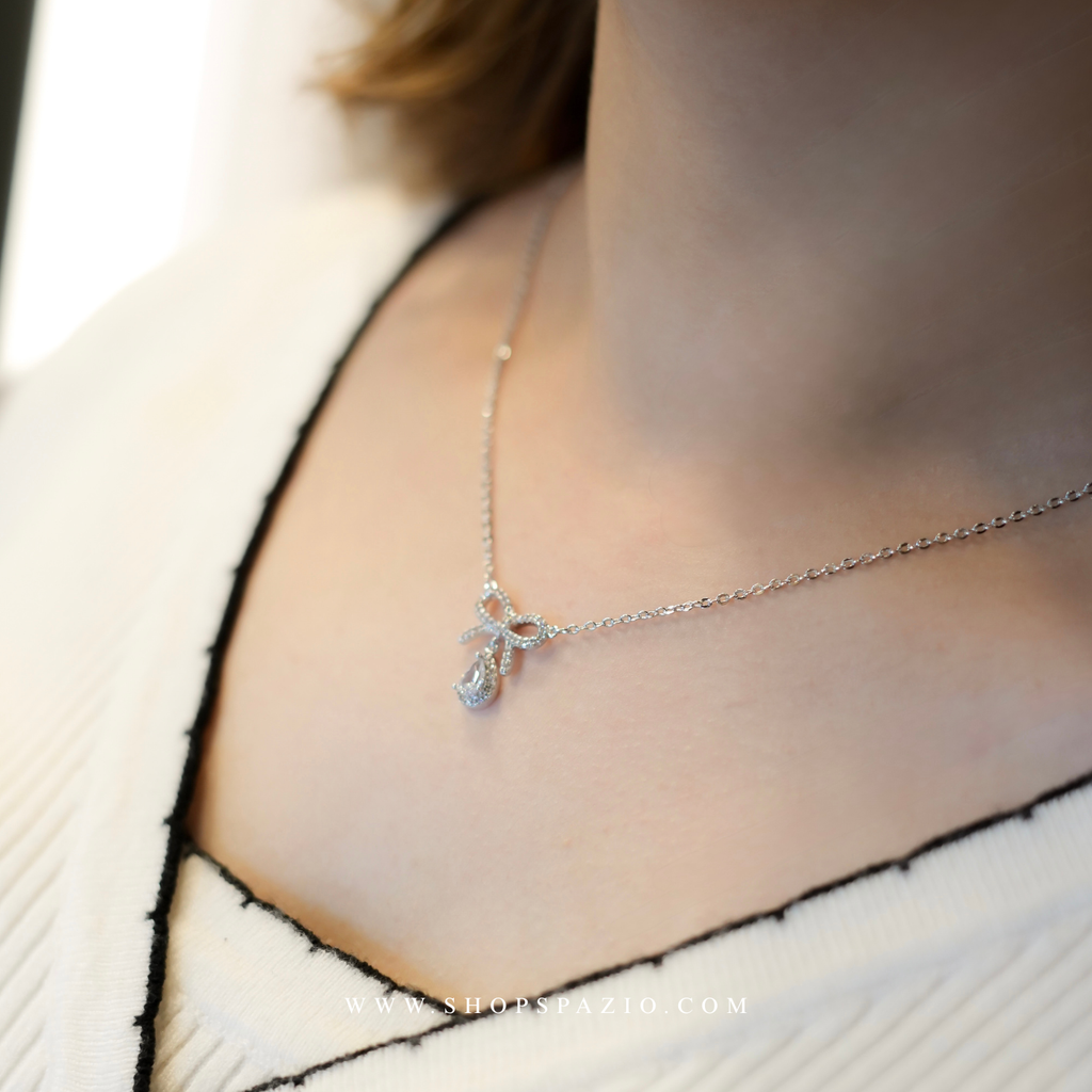 Flutter Drop Pendant