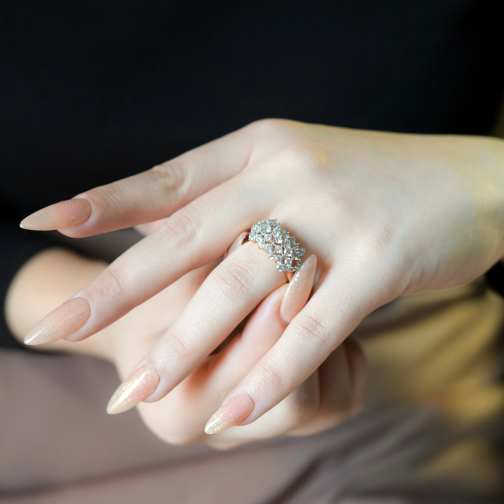 Aurelia Spark Ring
