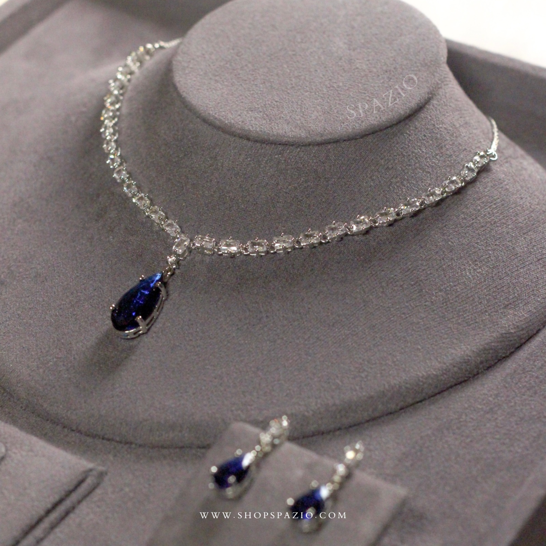 Minimal Blue Zircon Necklace Set
