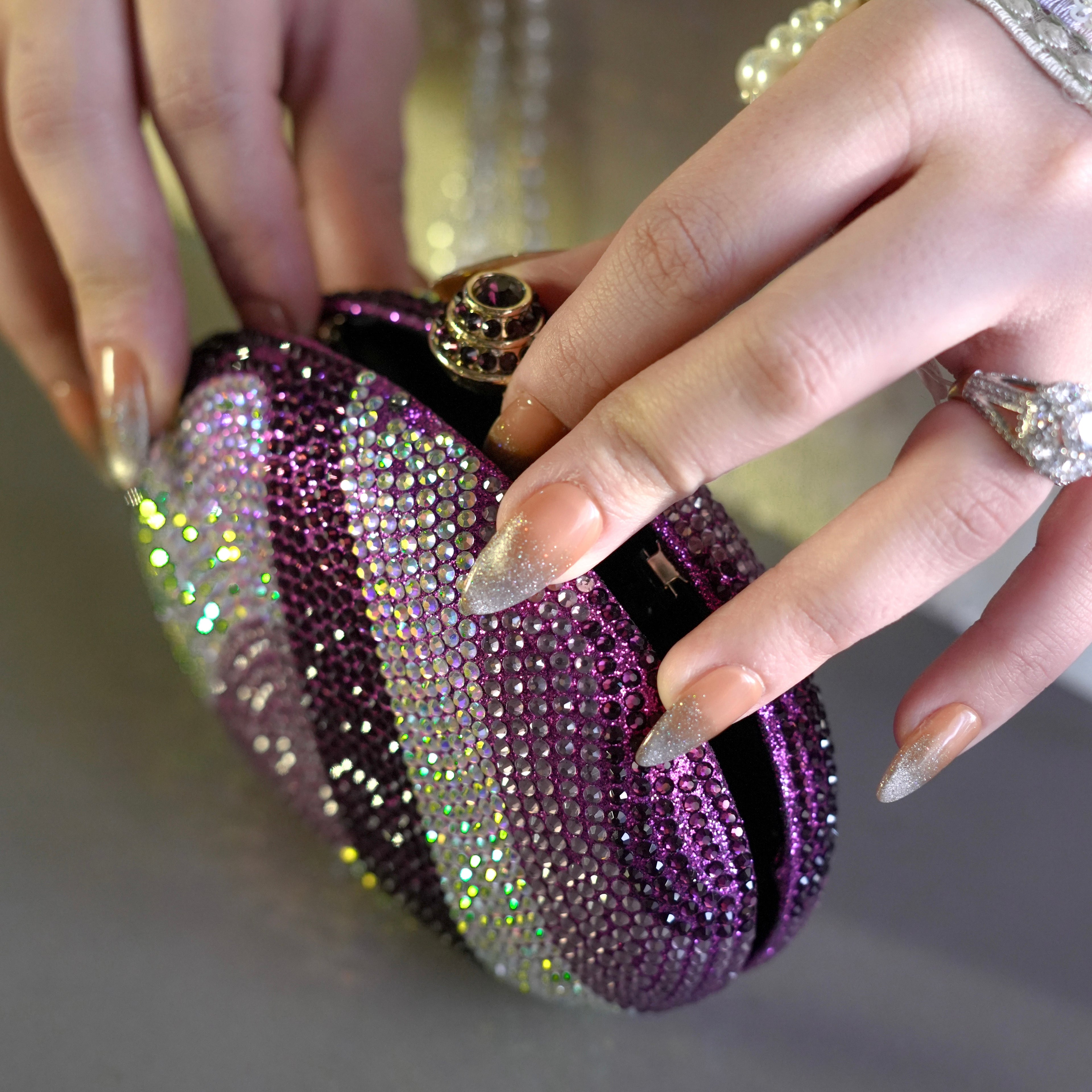 Aurora Clutch - Purple