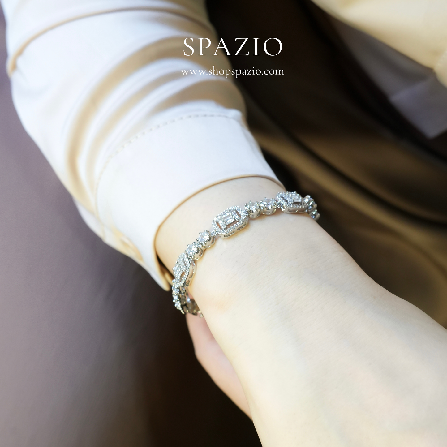 Regal Halo Bracelet