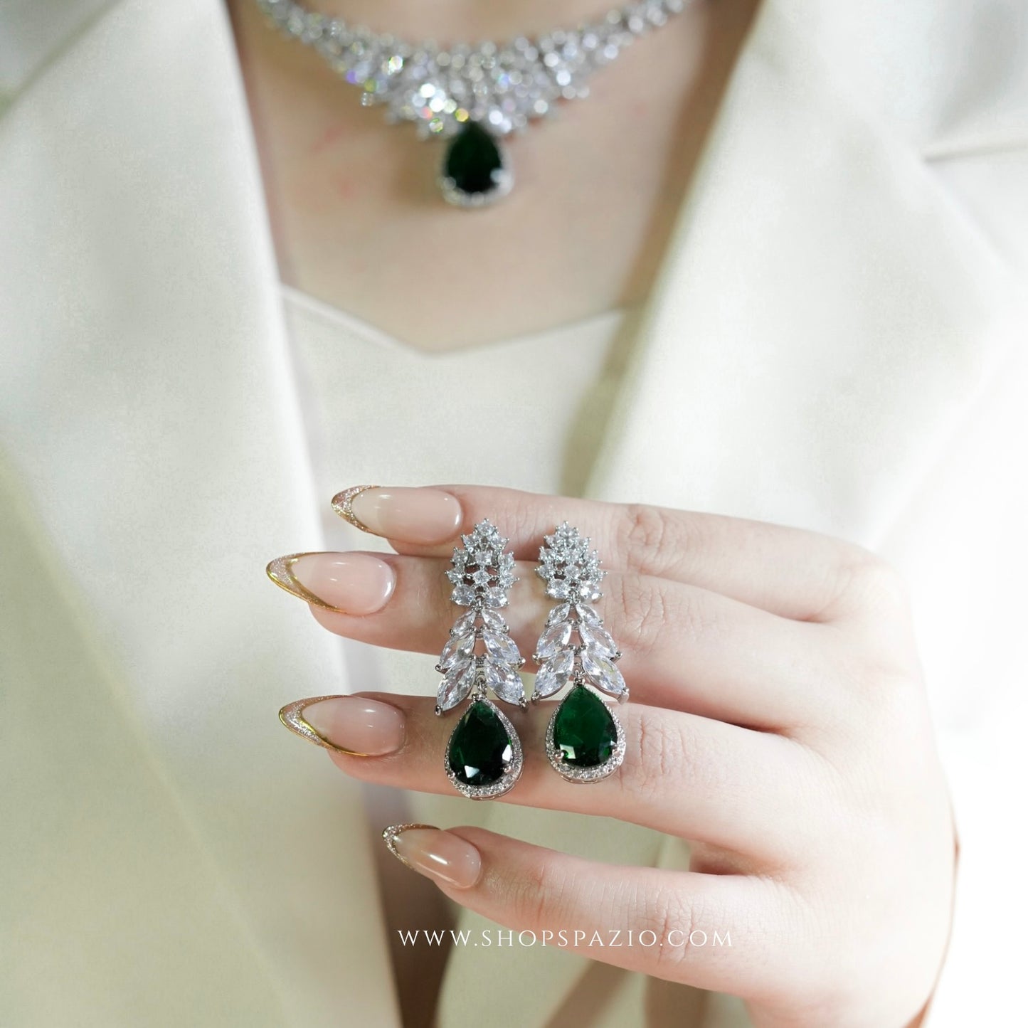Emerald Grace Necklace Set