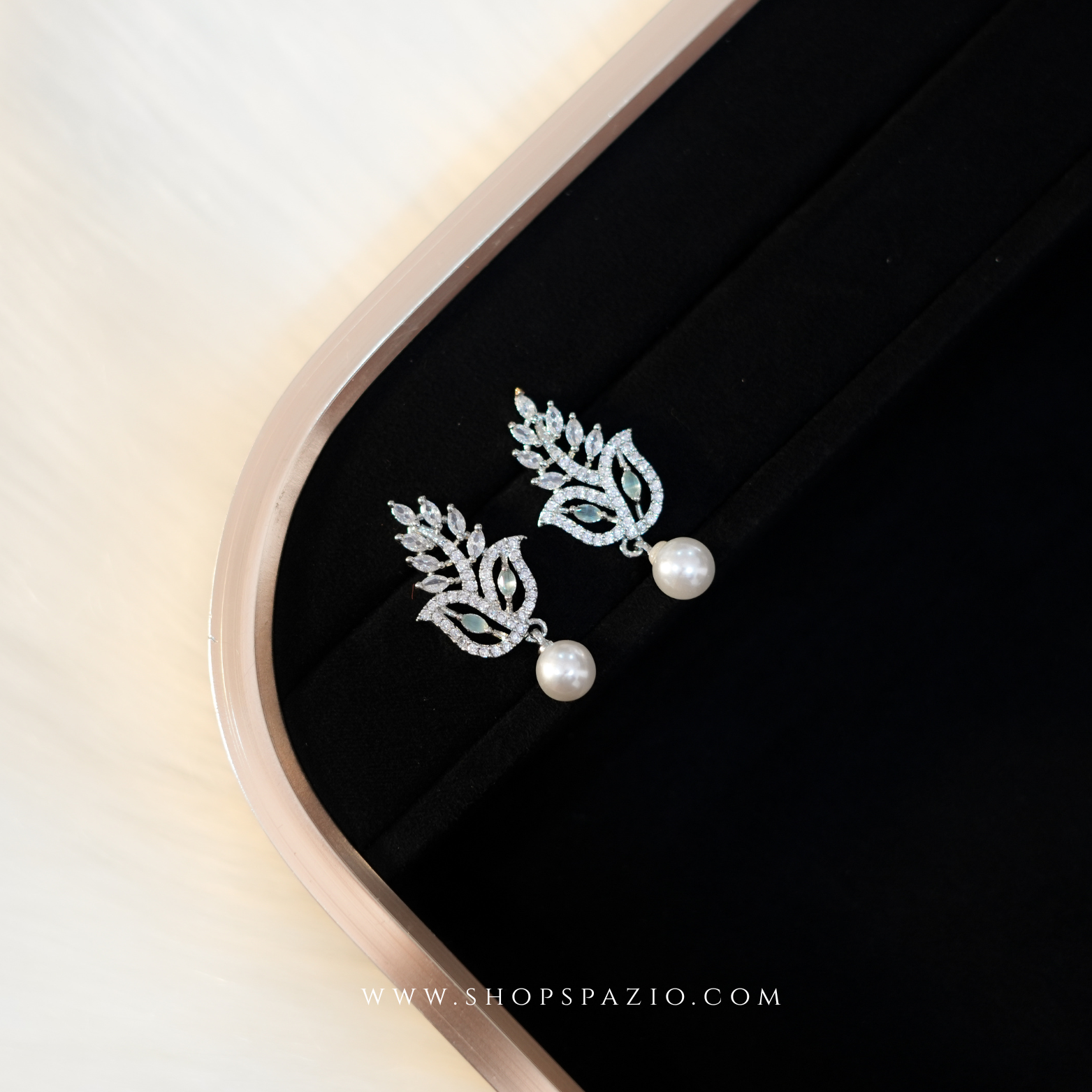 Petal Grace Pearl Earrings - Mint