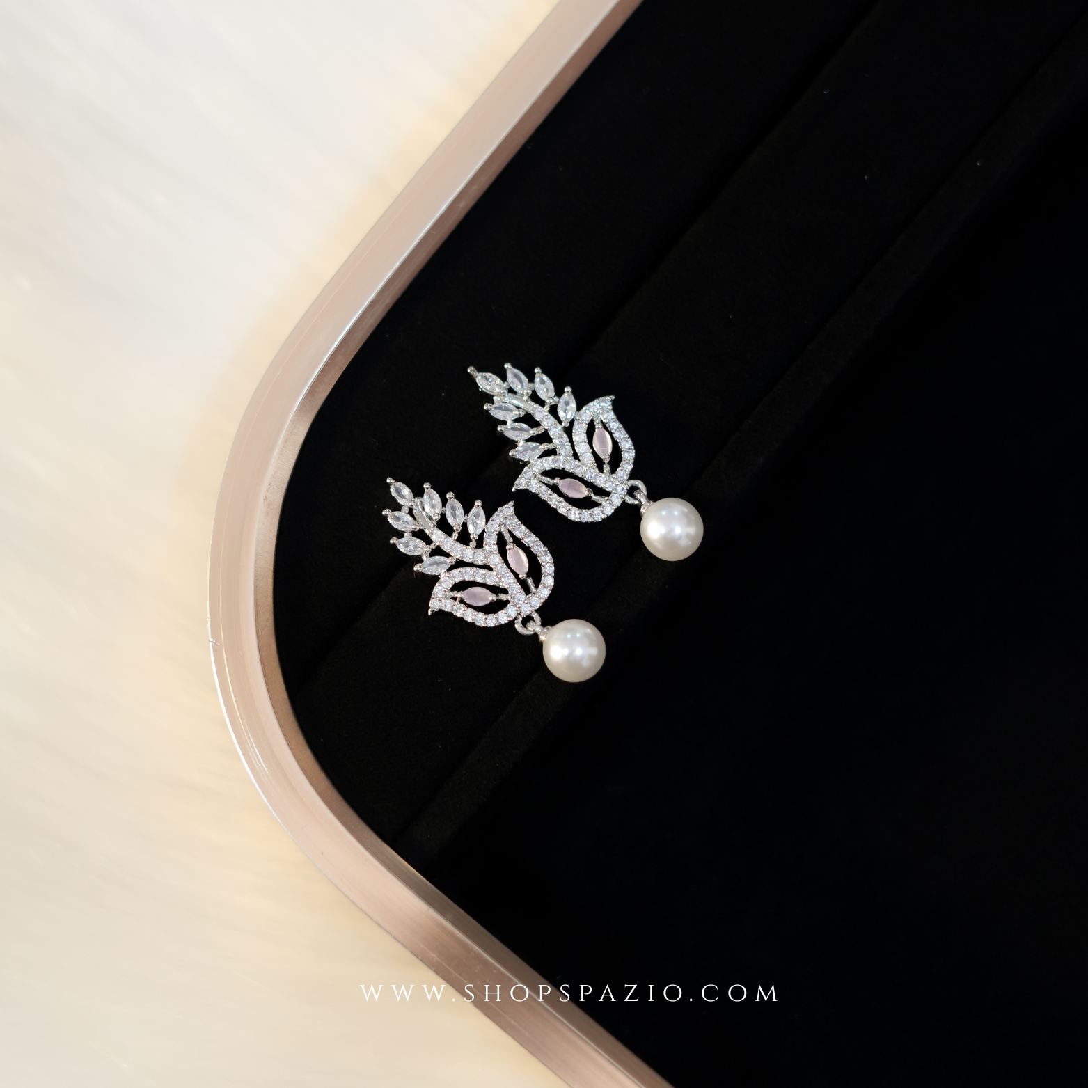 Petal Grace Pearl Earrings - Pink