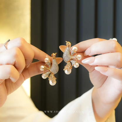 Swan Pearl Studs