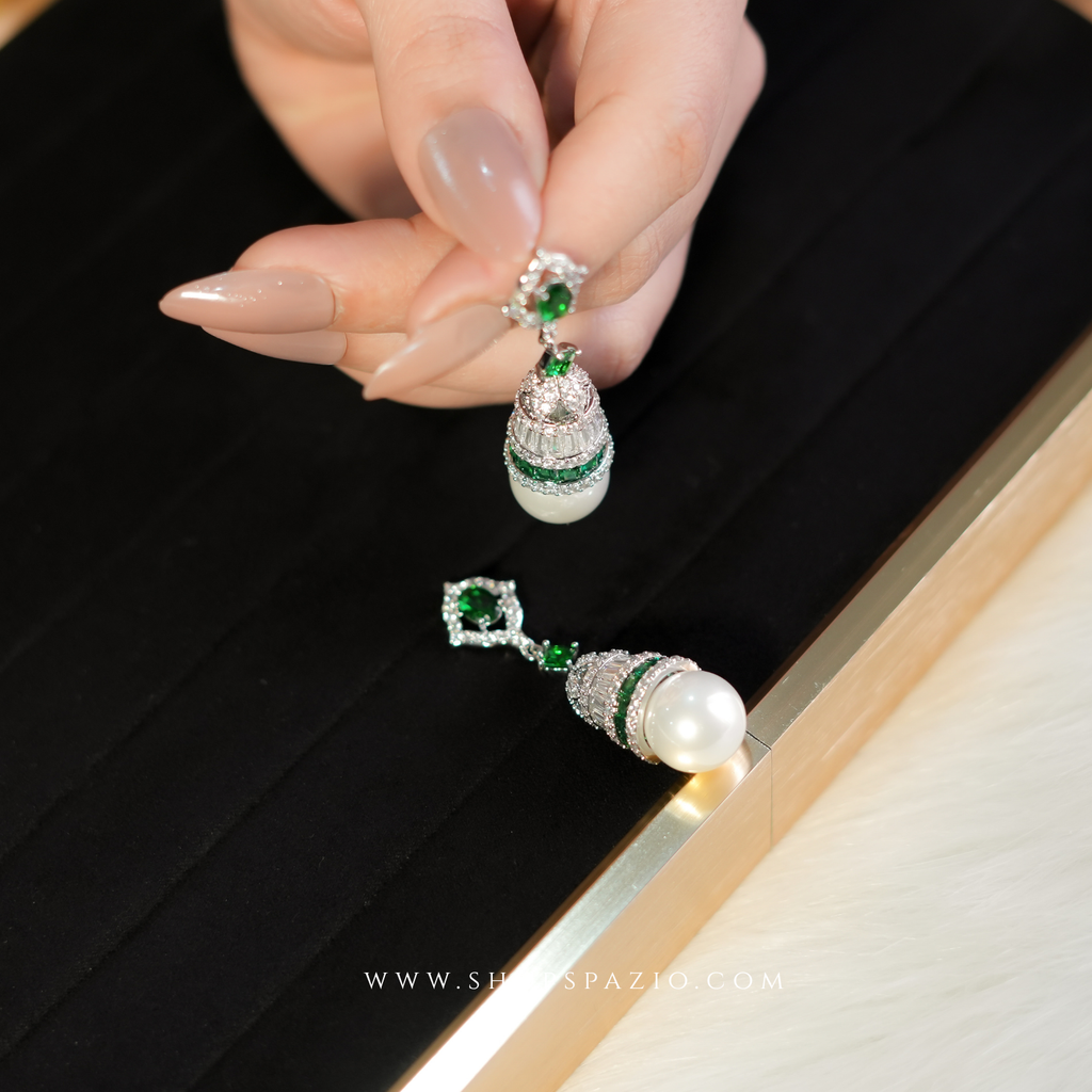 Zahra Drop Earrings - Green