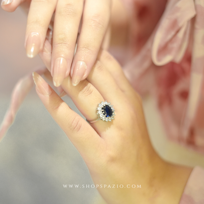 Aura Solitaire Ring - Adjustable