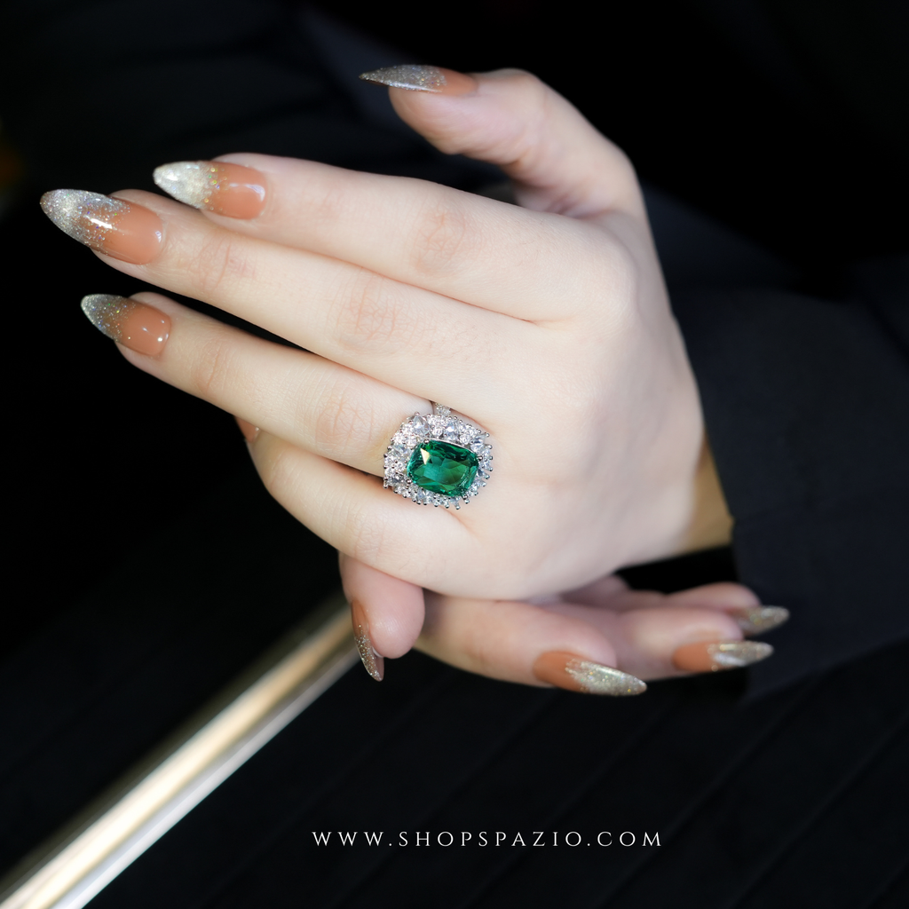 Emerald Halo Ring - Adjustable