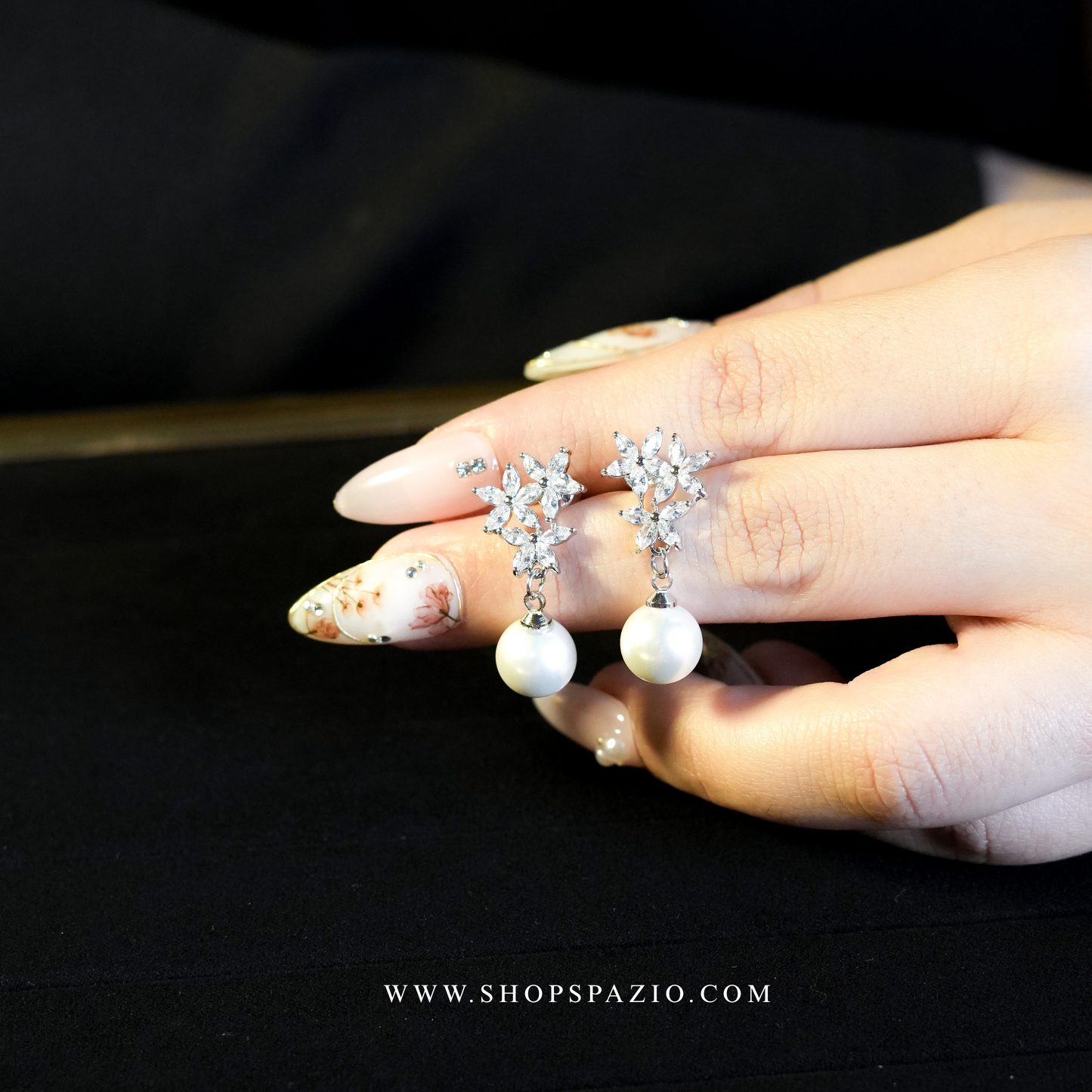 Floral Grace Pearls
