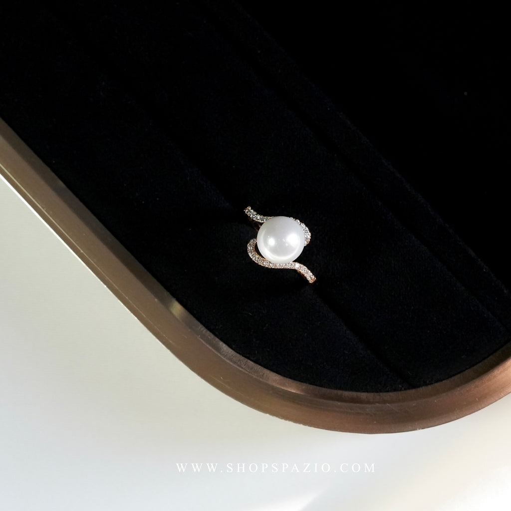 Aurora Twist Pearl Ring - Adjustable