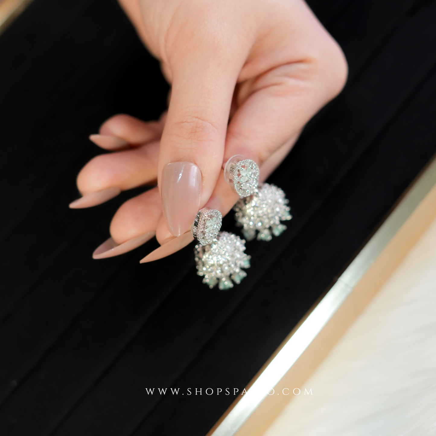 Mint Elara Jhumki