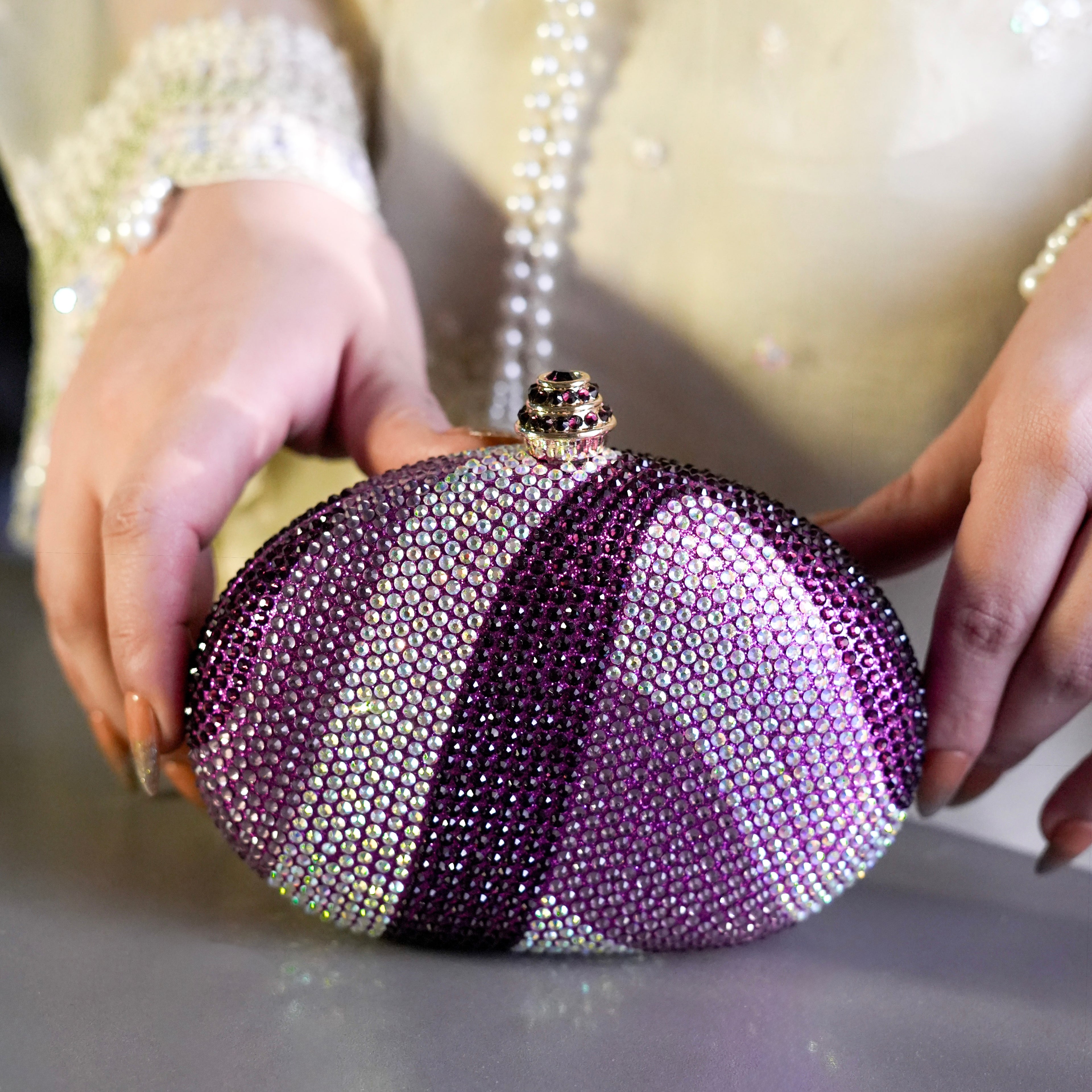 Aurora Clutch - Purple