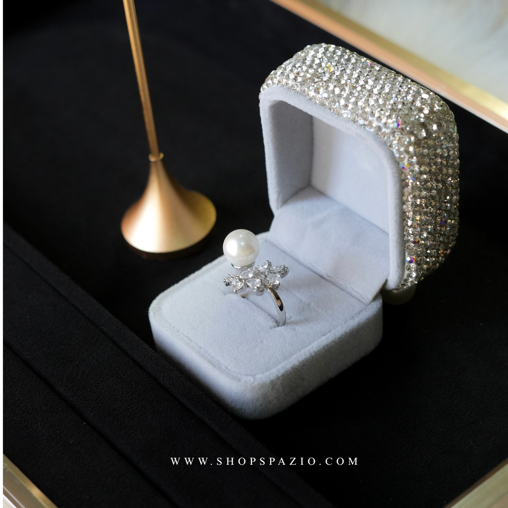 Floral Pearl Ring - Adjustable