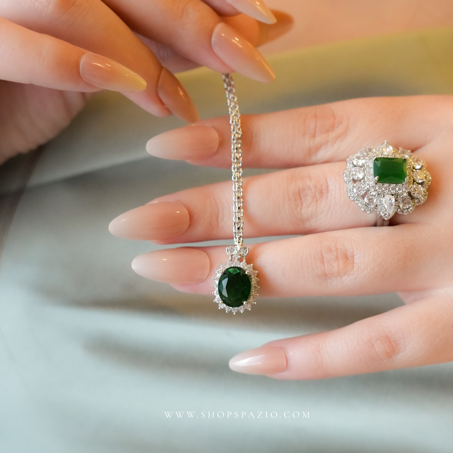 Emerald Square Drop Set