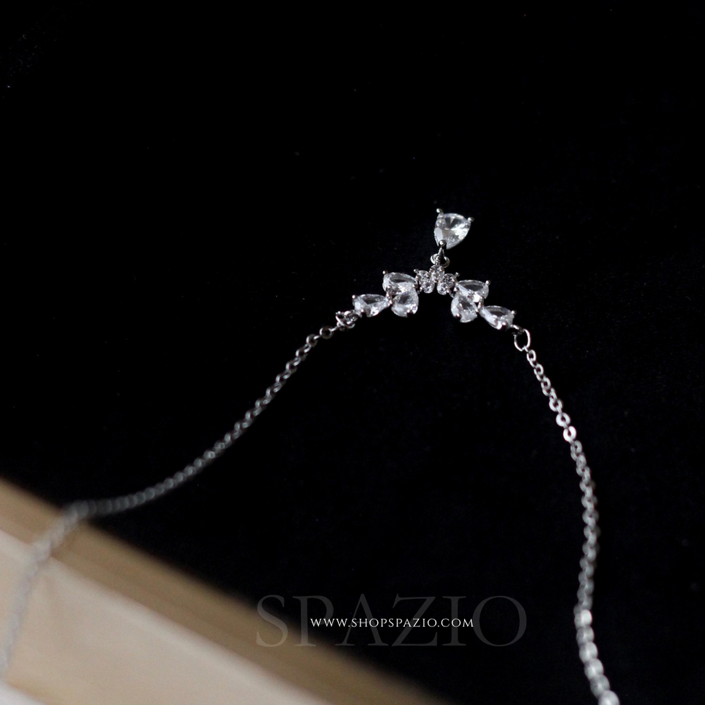 Silva Whisper Pendant