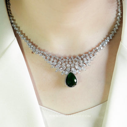 Emerald Grace Necklace Set