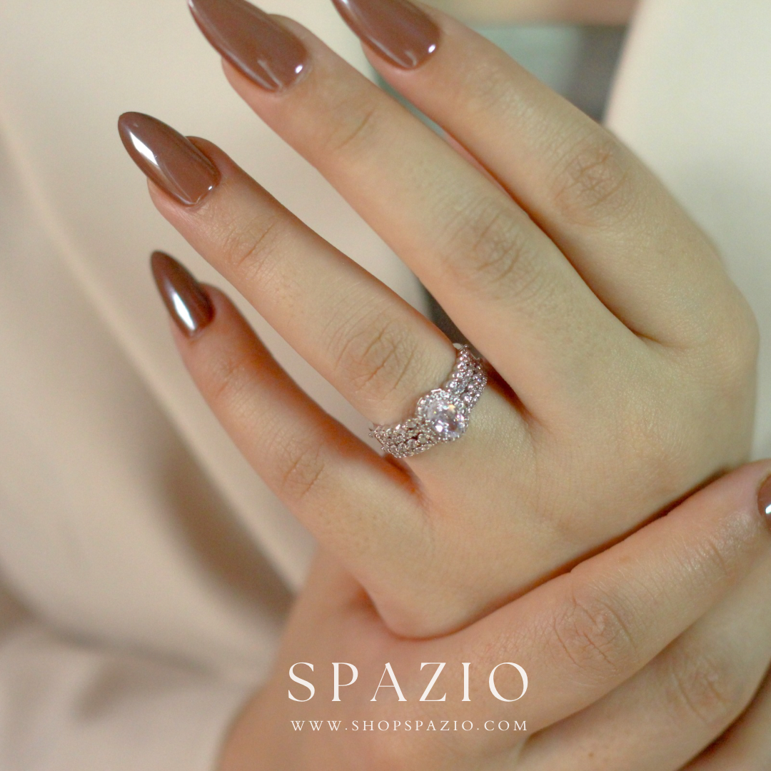 Gleam Oval Band Ring