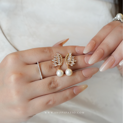 Golden Leaf Pearl Drops