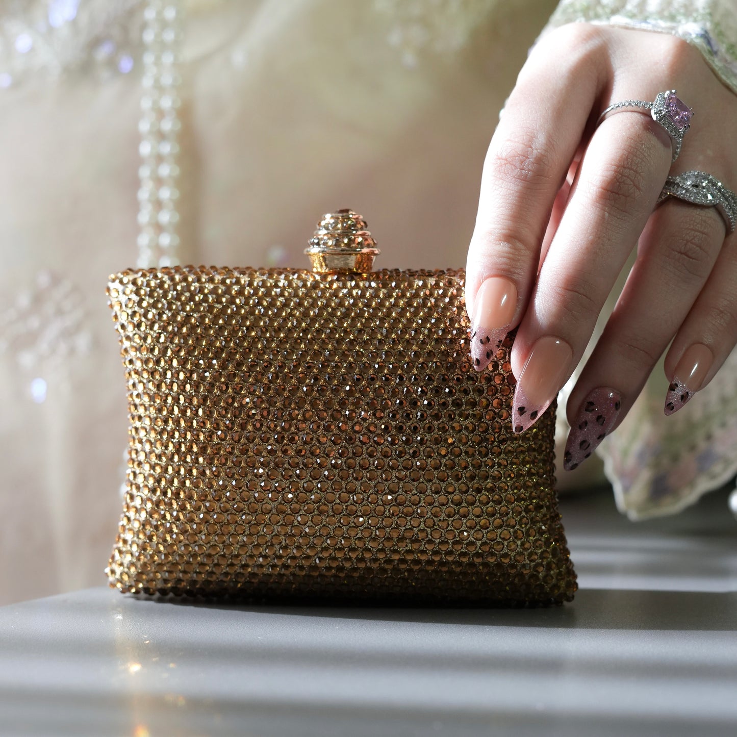 Aurum Luxe - Gold