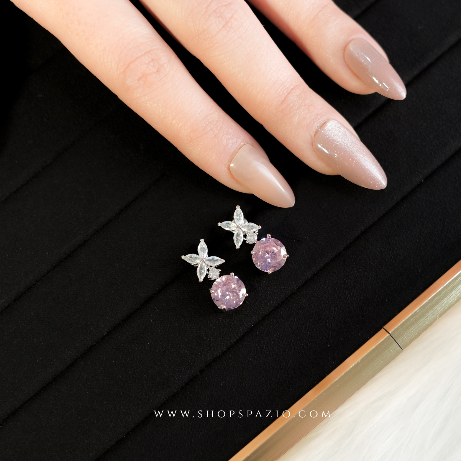 Rosé Drop Studs