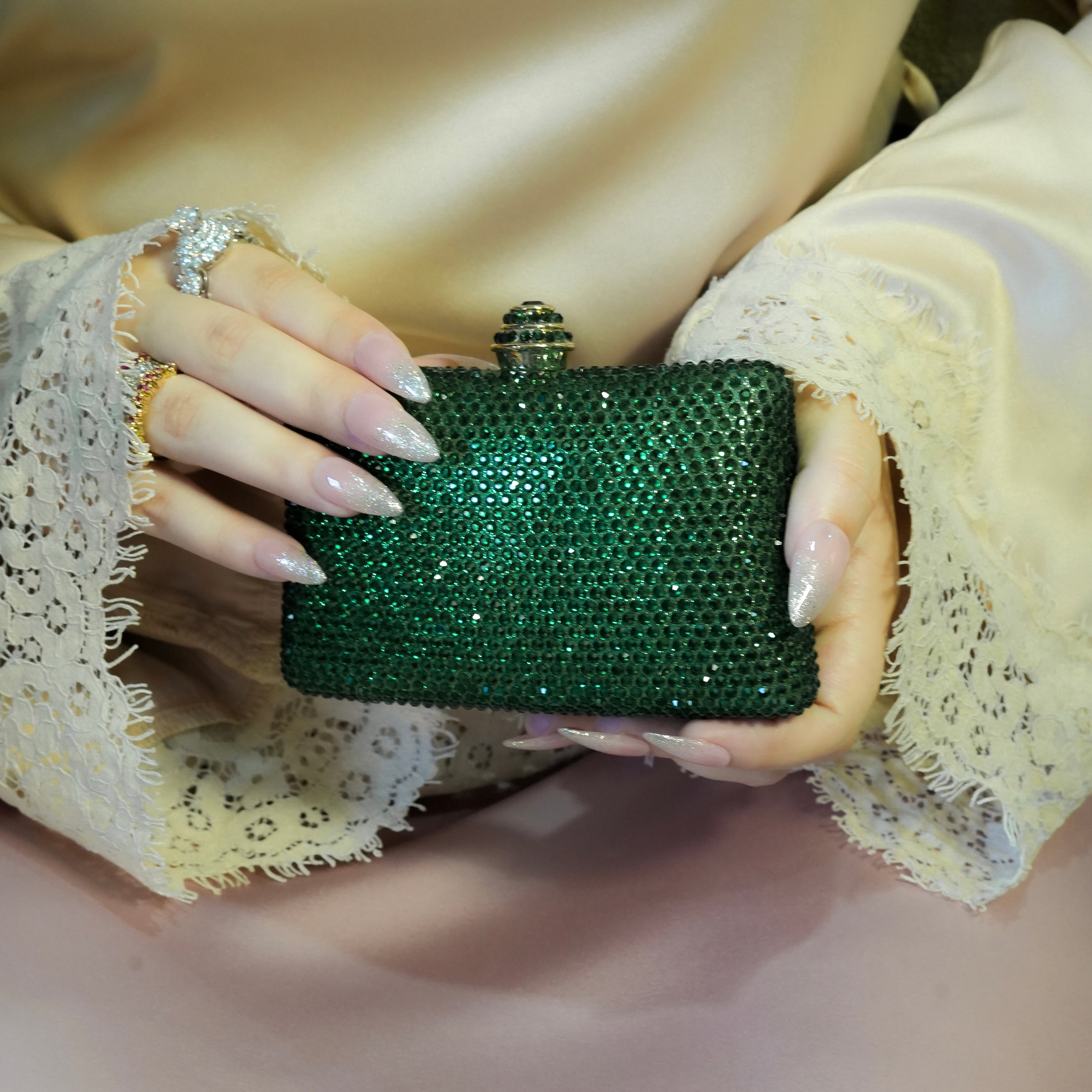Elara - Green