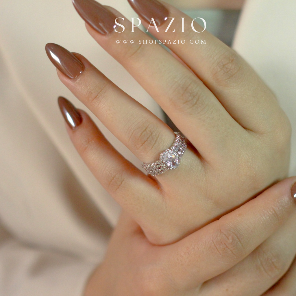 Gleam Oval Band Ring
