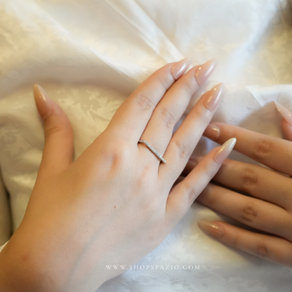 Linea Spark Ring