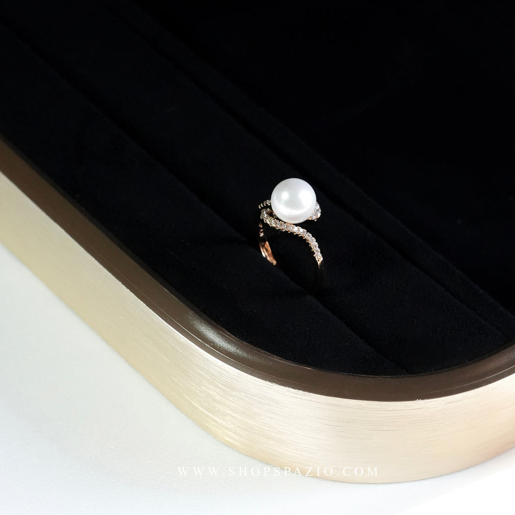 Aurora Twist Pearl Ring - Adjustable