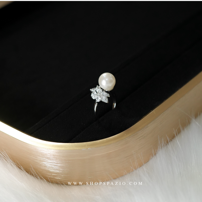 Floral Pearl Ring - Adjustable