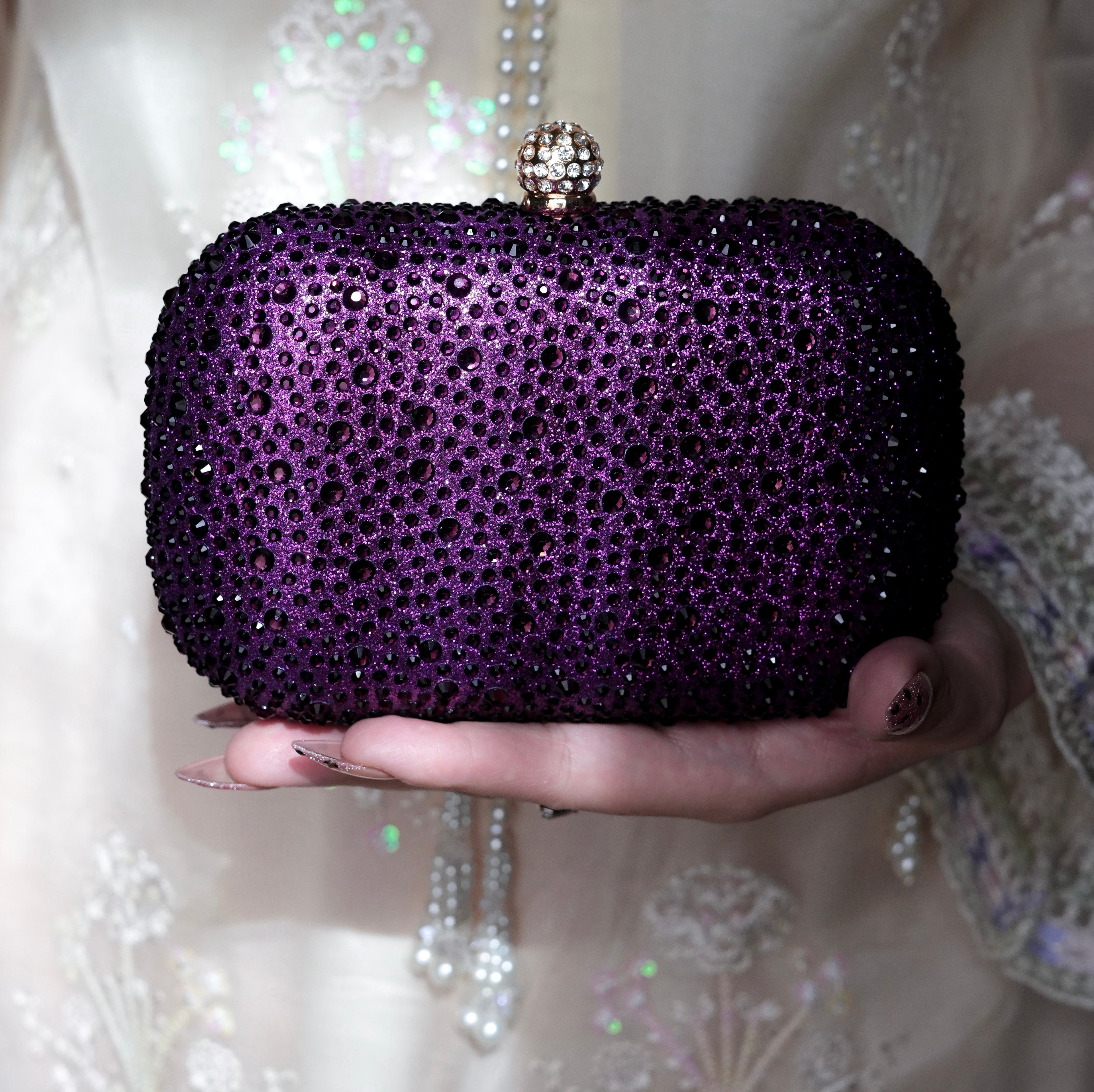 Allure Clutch