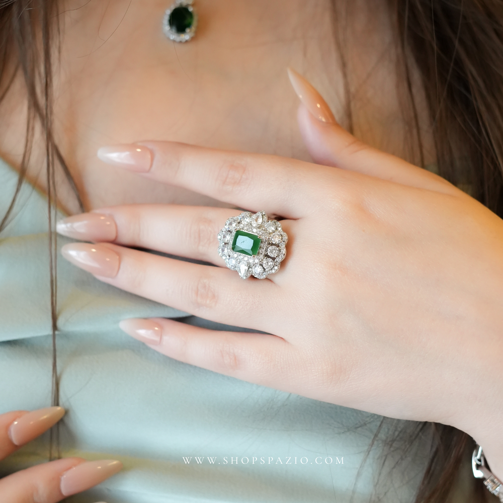 Emerald Royale Ring - Adjustable
