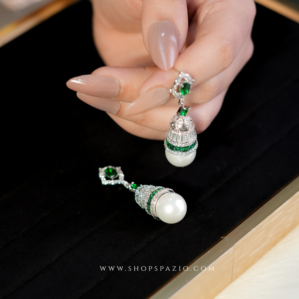 Zahra Drop Earrings - Green