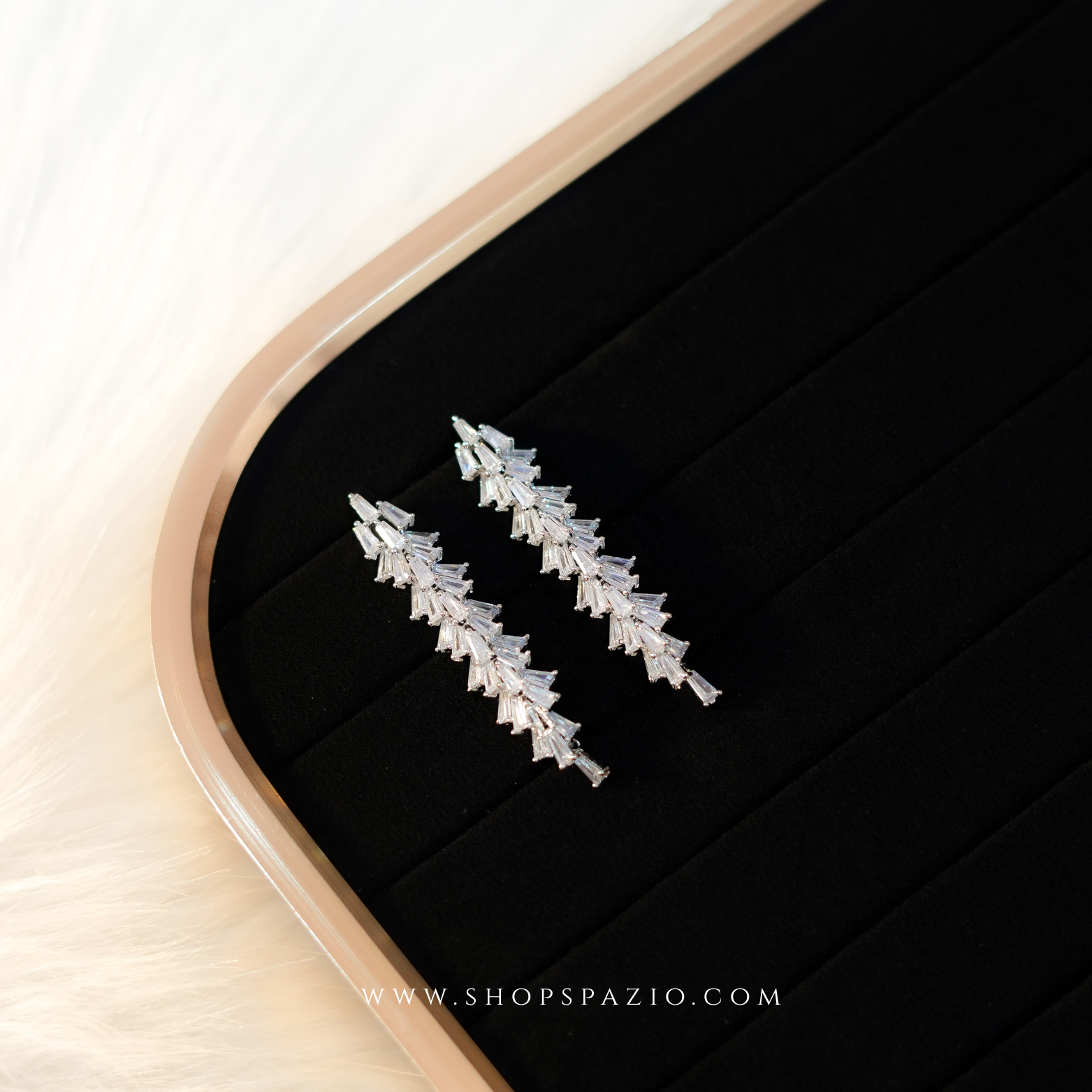 Lunaria Silver Drops