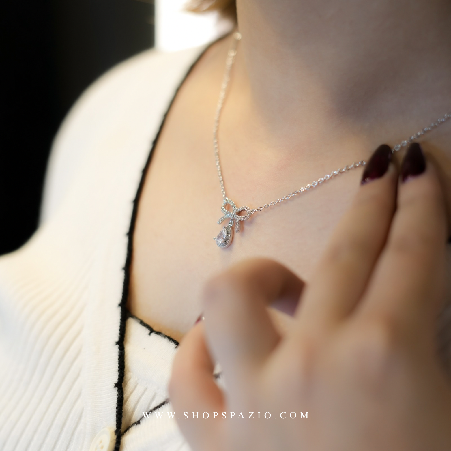 Flutter Drop Pendant