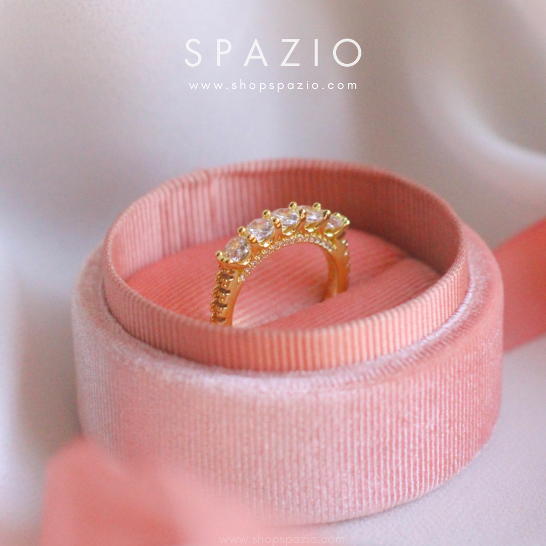 Gold Gleam Ring