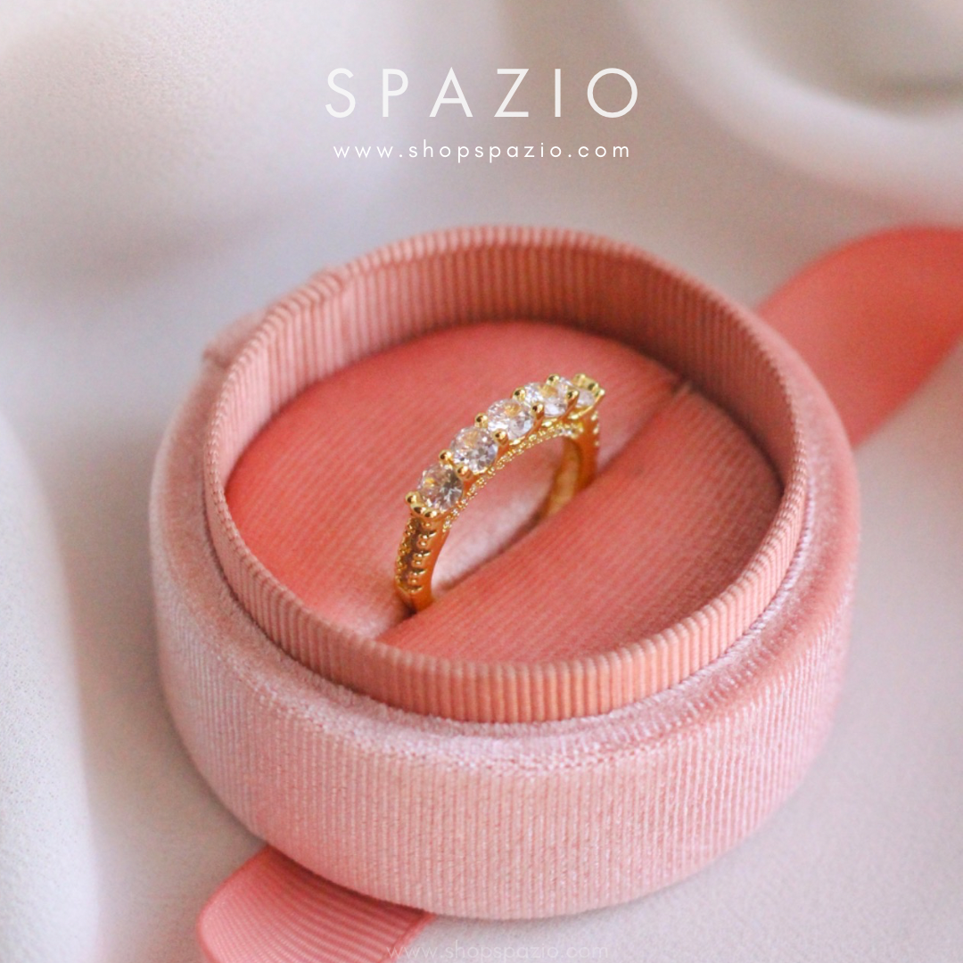 Gold Gleam Ring