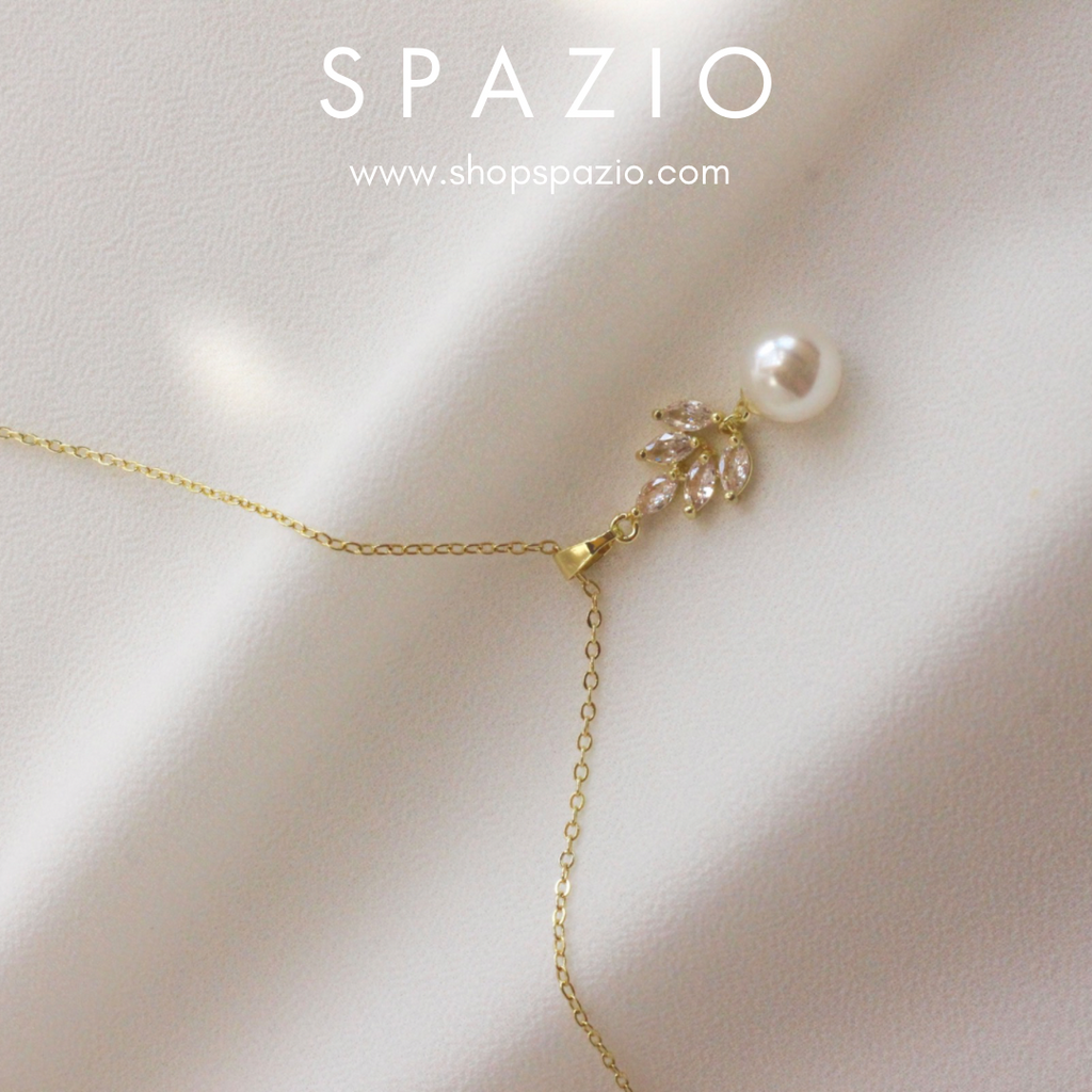 Aurora Pearl Necklace