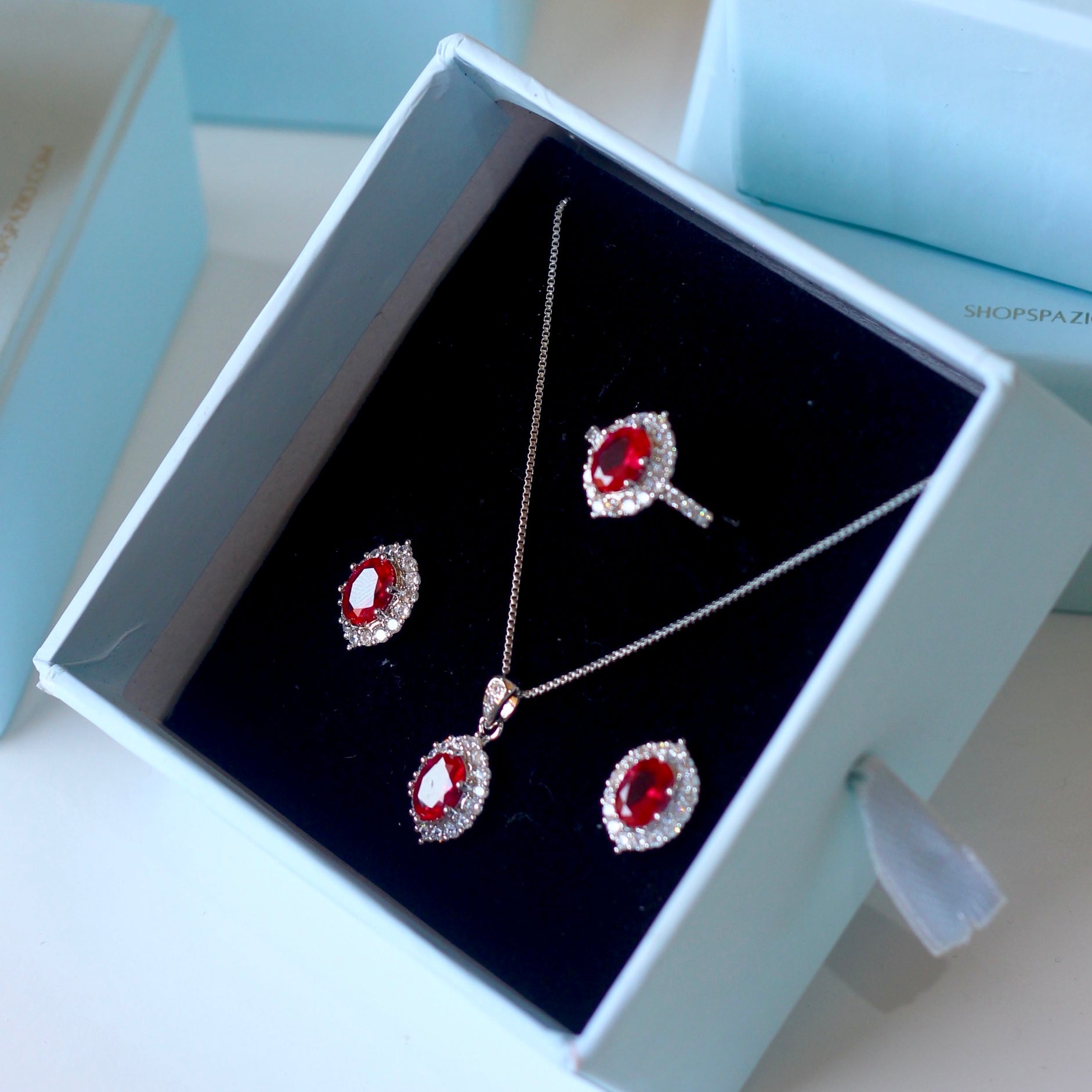 Amour Crystal  Pendant Set