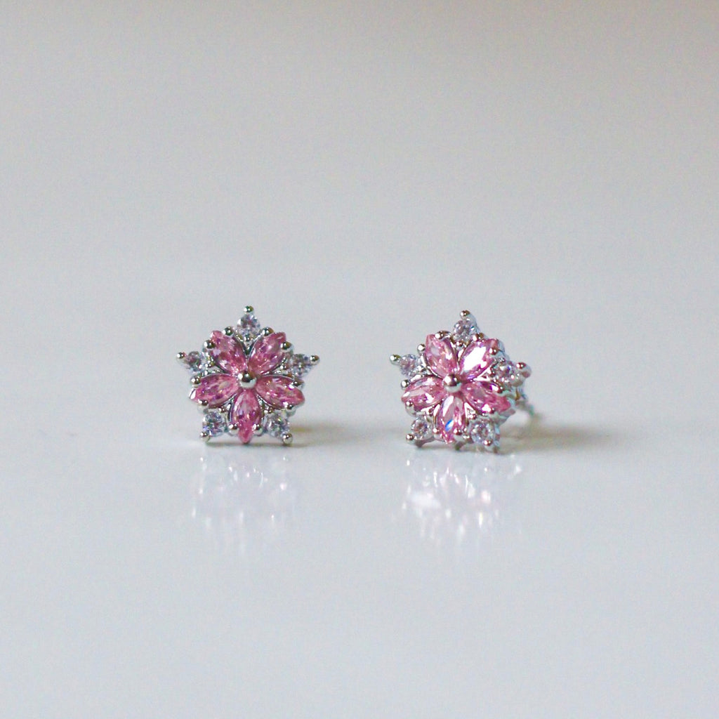 Snowflake Mini Stud